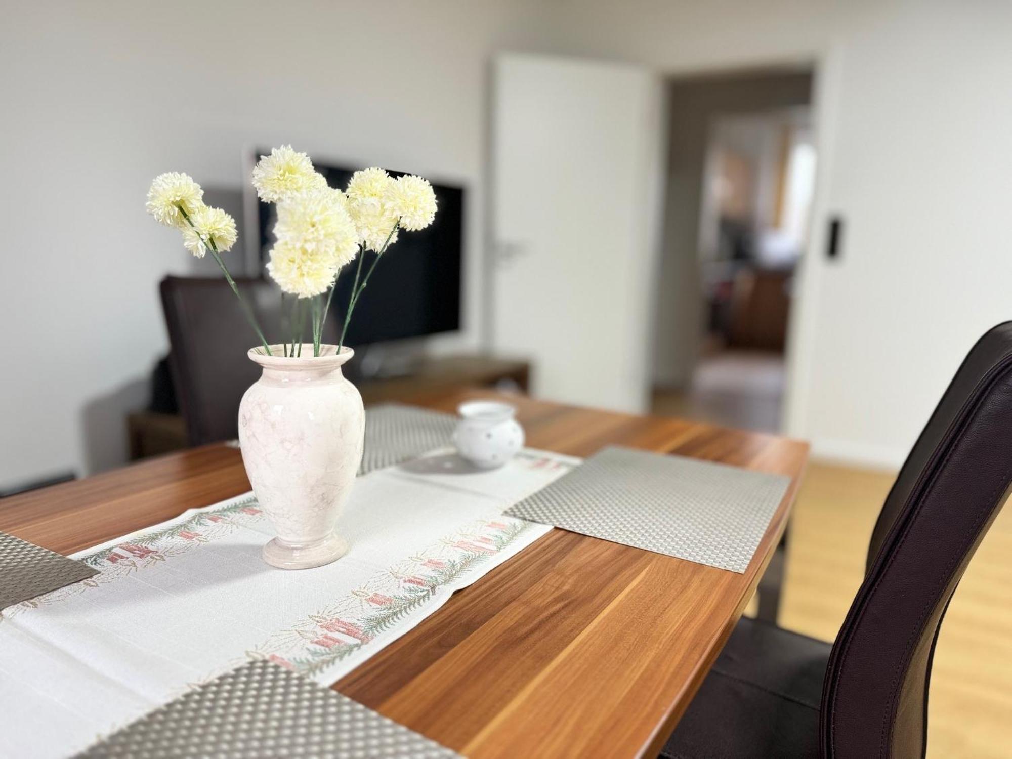 Traumhafte Ferienwohnung Zentral Nordenham Luaran gambar